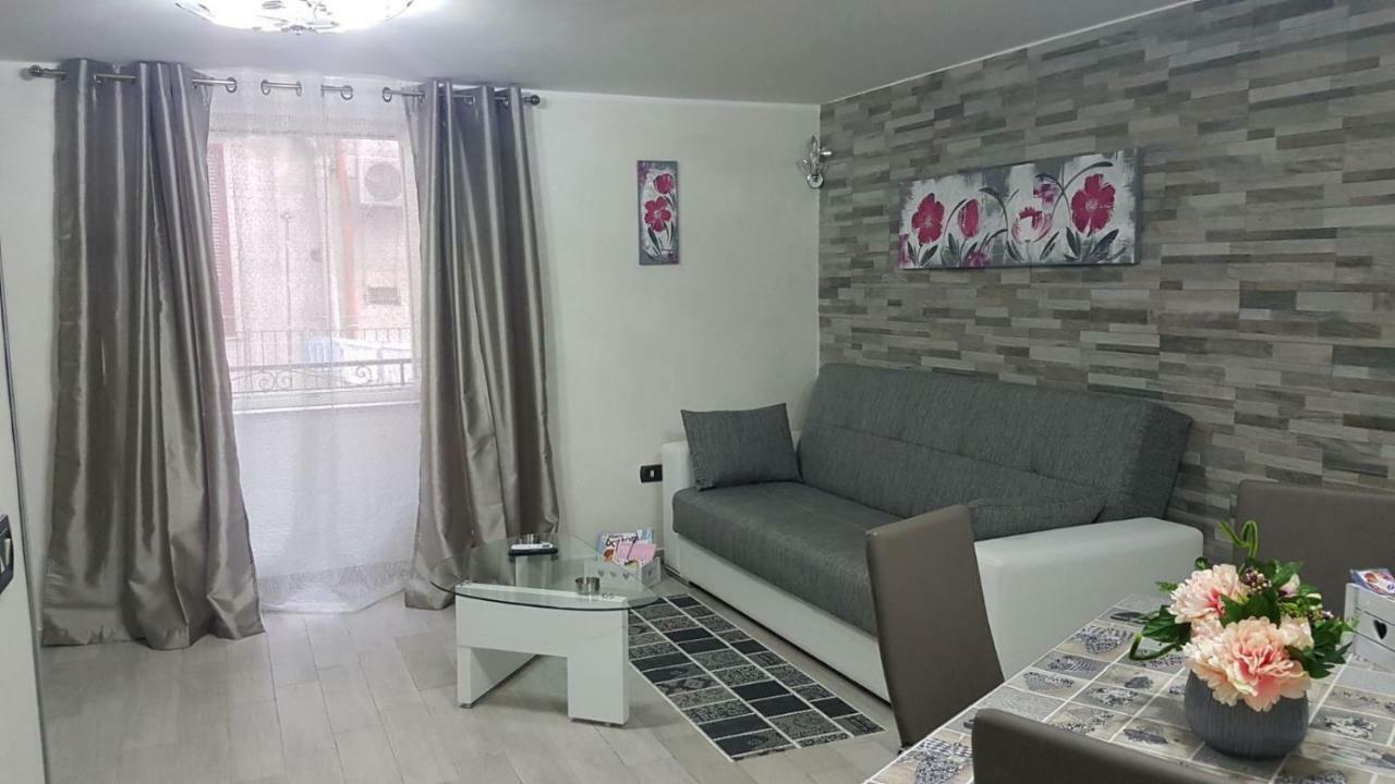 Che Casa 26! * Naples